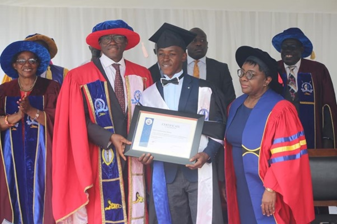 550 students Graduate at Muteesa 1 Royal University